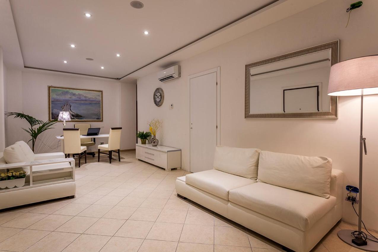 Residence Perla Ρίμινι Εξωτερικό φωτογραφία