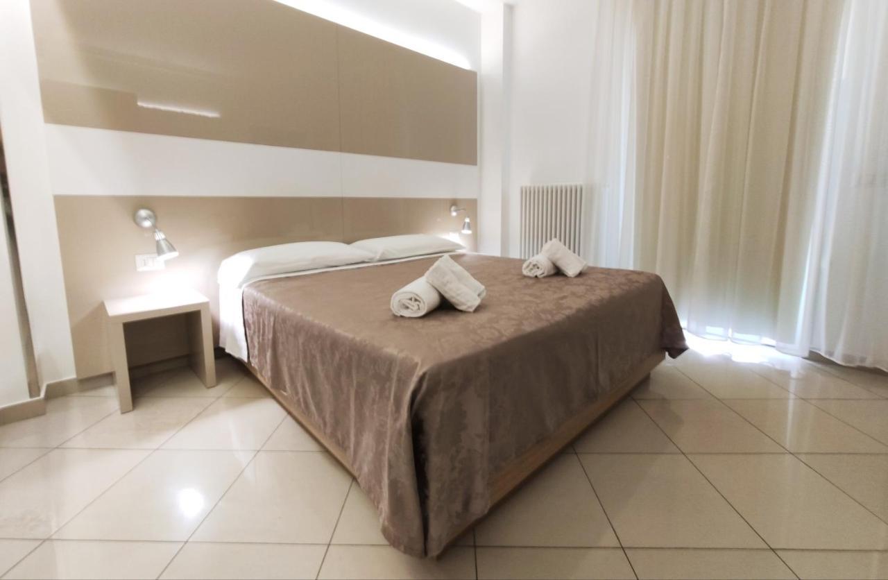 Residence Perla Ρίμινι Εξωτερικό φωτογραφία
