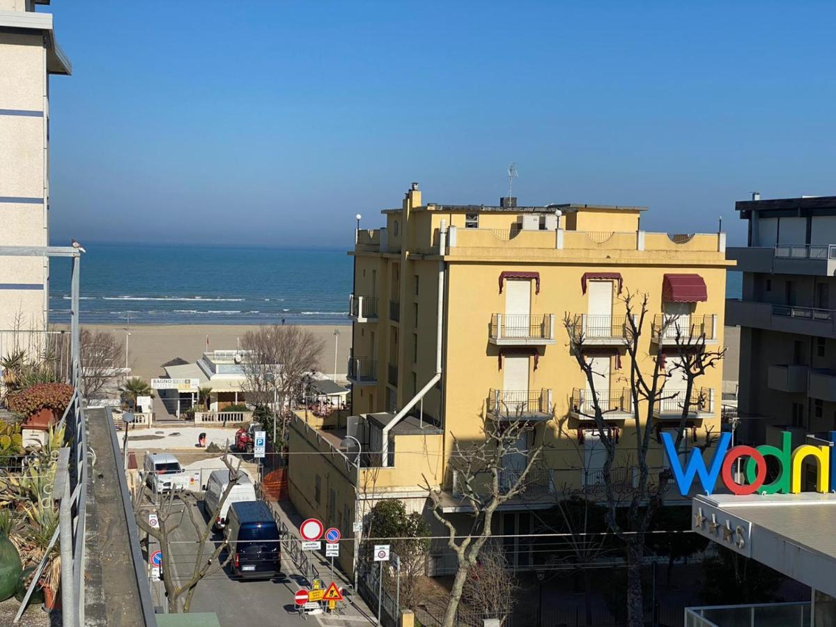 Residence Perla Ρίμινι Εξωτερικό φωτογραφία