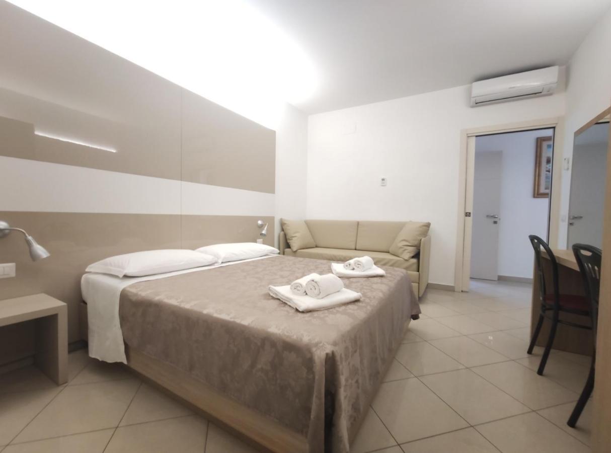 Residence Perla Ρίμινι Εξωτερικό φωτογραφία