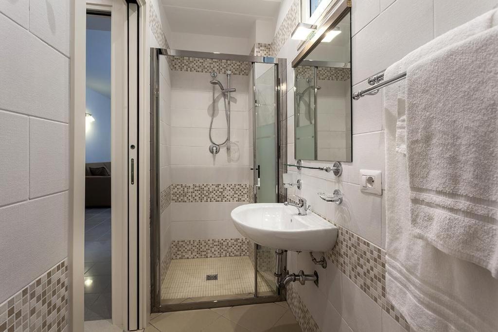 Residence Perla Ρίμινι Εξωτερικό φωτογραφία