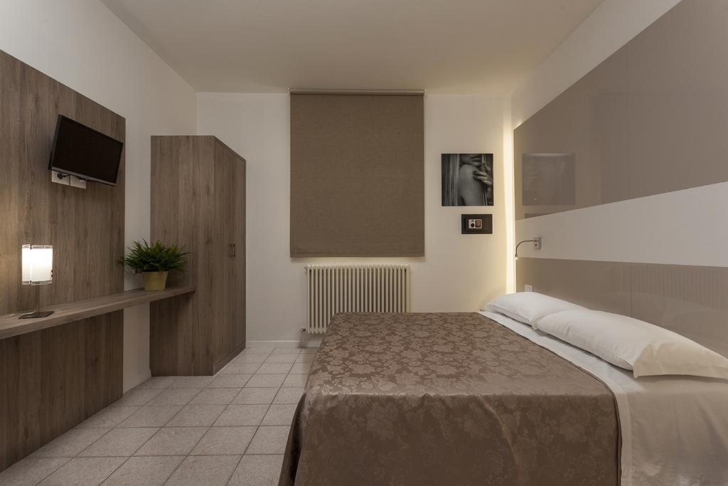 Residence Perla Ρίμινι Εξωτερικό φωτογραφία